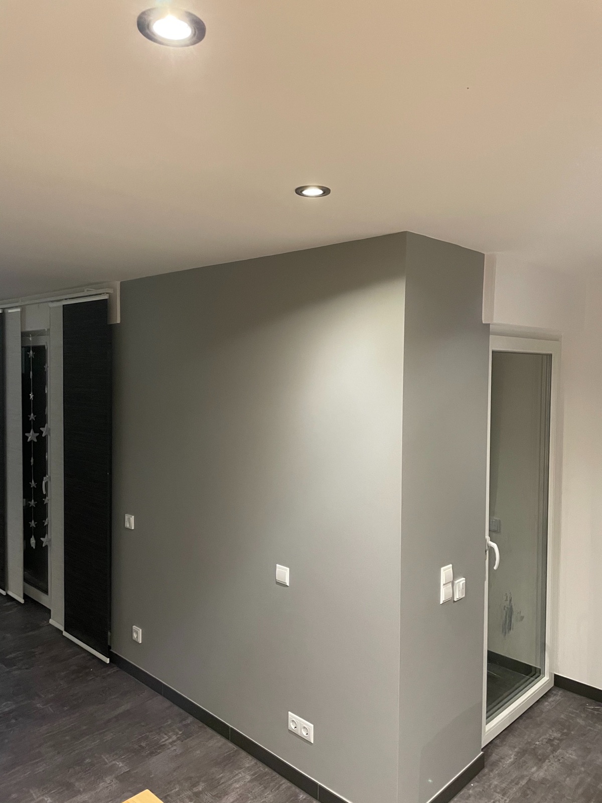 Innenausbau in Anthrazit